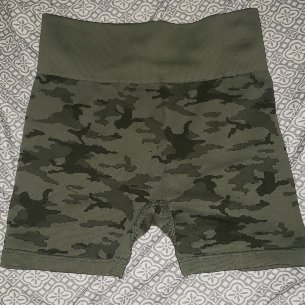 Muscle nation short